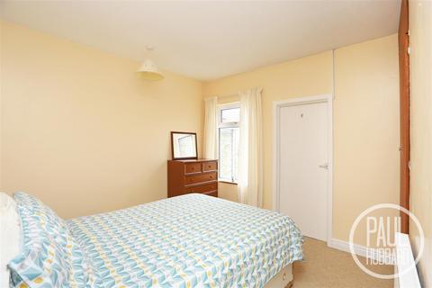 17 Kendal Road, Lowestoft, NR33 0JF