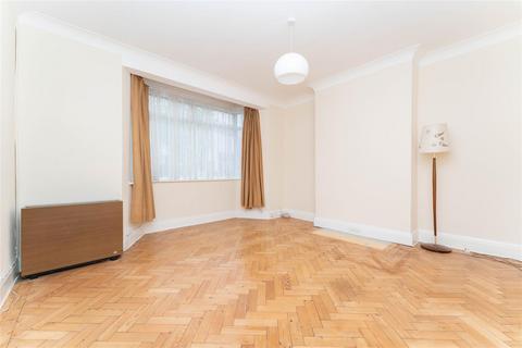 52 Cowper Road, London, W7 1EH