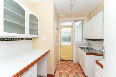 52 Cowper Road, London, W7 1EH