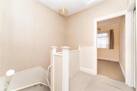 52 Cowper Road, London, W7 1EH
