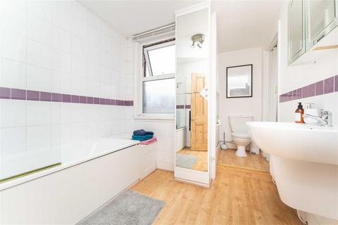 21a Cumberland Road, London, W7 2ED