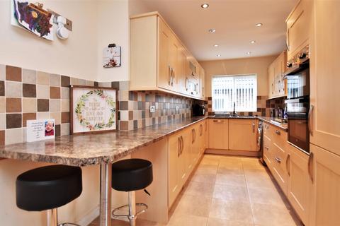 12 Liddle Close, Barrow-in-furness, LA13 0SW