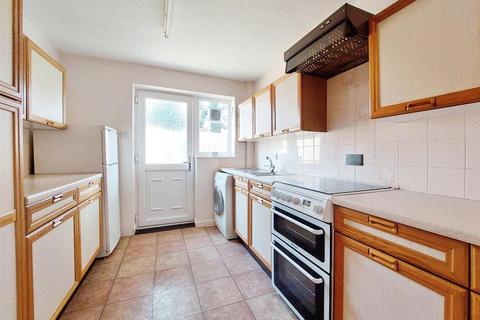 3 bedroom house to rent, Eastbrae Road, Littleover