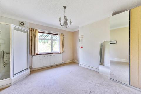 15 Alexander Avenue, London, NW10 3QT