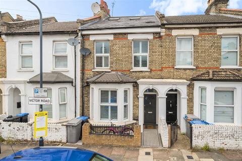 31 Victor Road, London, NW10 5XB