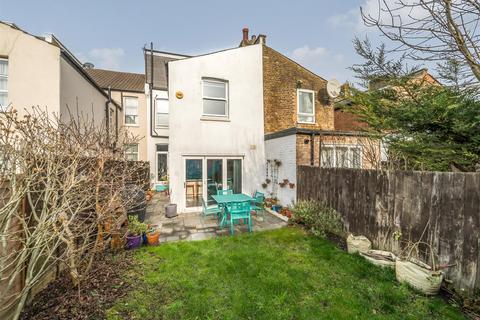 119 Glengall Road, London, NW6 7HG