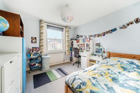 119 Glengall Road, London, NW6 7HG