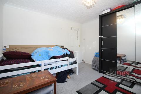 306 Carters Mead, Harlow, CM17 9EZ
