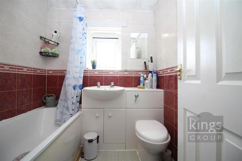 306 Carters Mead, Harlow, CM17 9EZ