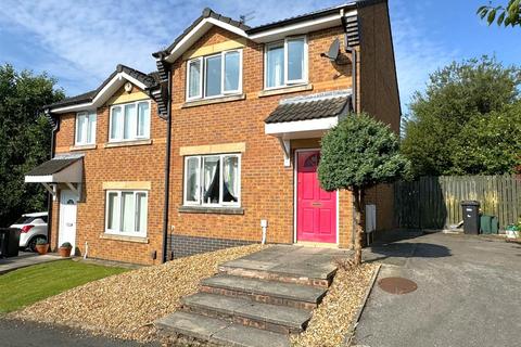3 Higher Knowles, Horwich, Bolton, BL6 6PF