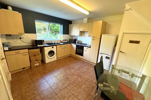3 Higher Knowles, Horwich, Bolton, BL6 6PF