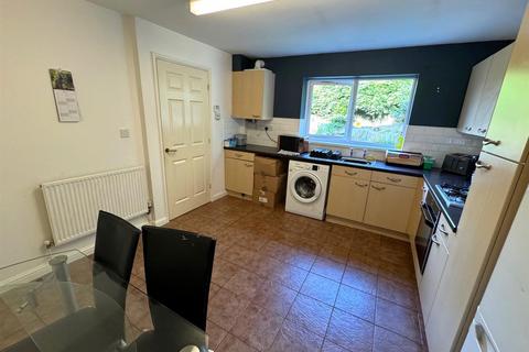 3 Higher Knowles, Horwich, Bolton, BL6 6PF