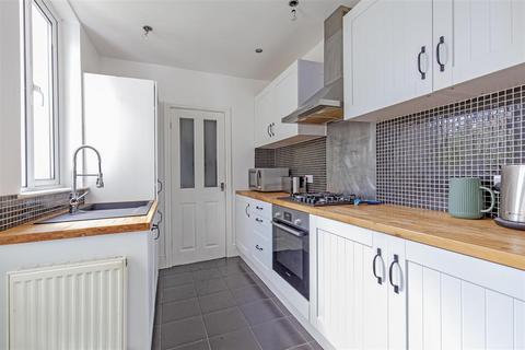 57 Castleton Road, Hope, Hope Valley, S33 6SB