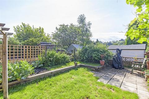 57 Castleton Road, Hope, Hope Valley, S33 6SB