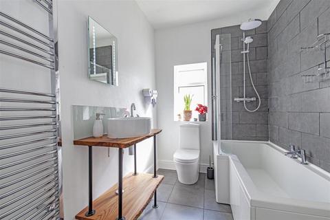57 Castleton Road, Hope, Hope Valley, S33 6SB