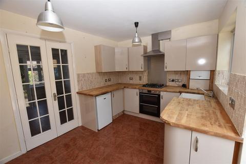 2 bedroom semi-detached house for sale, Logan Link, Wickford