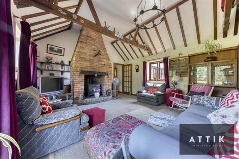 5 bedroom barn conversion for sale, Flixton Road, Bungay