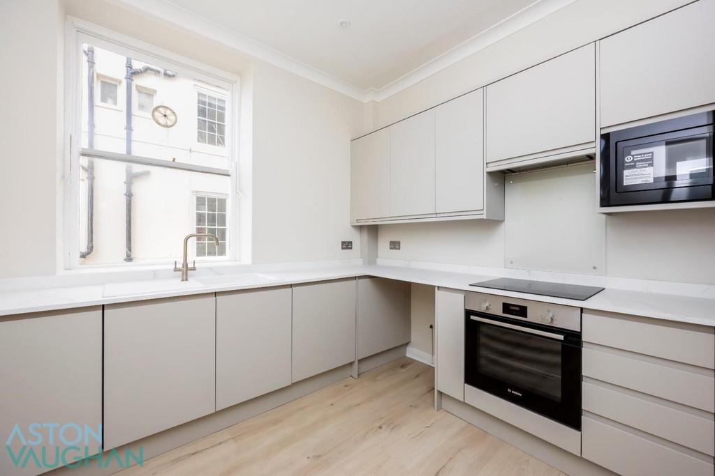 Marine Parade, 46 48, Chain Pier House, Flat 13 00