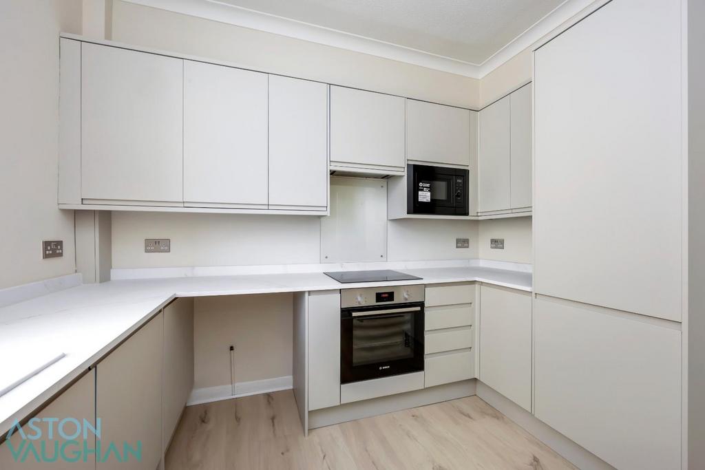 Marine Parade, 46 48, Chain Pier House, Flat 13 00