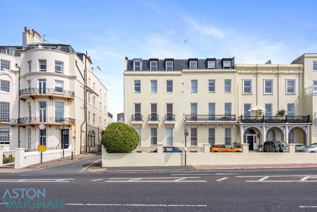 Marine Parade, 46 48, Chain Pier House, Flat 13 01