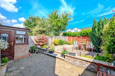 3 bedroom semi-detached house for sale, Timperley Lane, Leigh