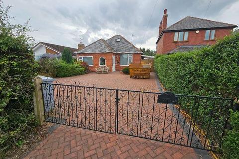 3 bedroom detached bungalow for sale, Retford Road, Newark NG22