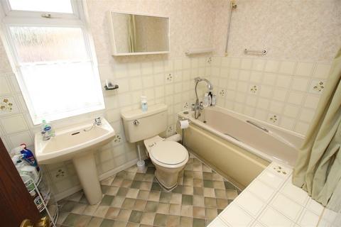 34 Cardinal Close, Worcester Park, KT4 7EH
