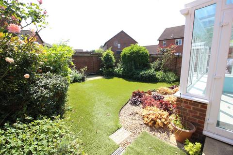34 Cardinal Close, Worcester Park, KT4 7EH
