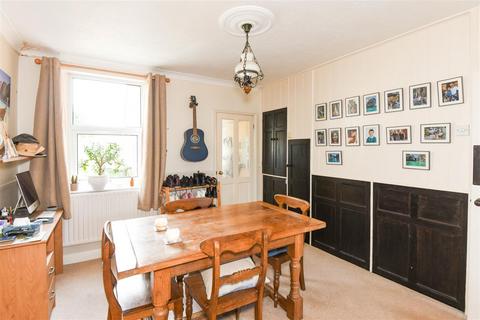 2 bedroom terraced house for sale, Wyke Road, Trowbridge