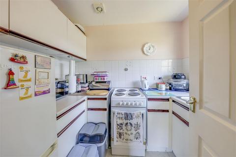 10 Central View, Bacup, OL13 9JX