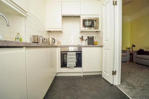 1 bedroom flat for sale, Gensing Road, St. Leonards-On-Sea