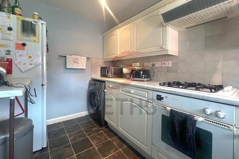 3 bedroom detached house to rent, Devonia Road, Leicester LE2