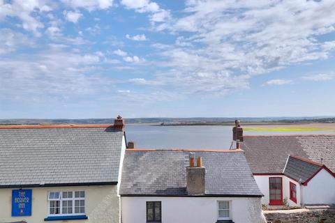 3 bedroom cottage for sale, Irsha Street, Appledore