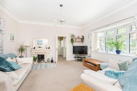 3 bedroom detached house for sale, Milton Road, Bournemouth BH8