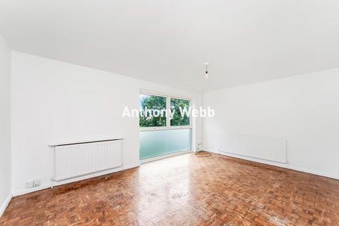 2 bedroom flat for sale, Mintern Close, Hedge Lane, Palmers Green, N13