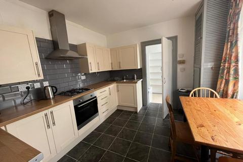 4 bedroom house to rent, Seymour Avenue, Plymouth PL4