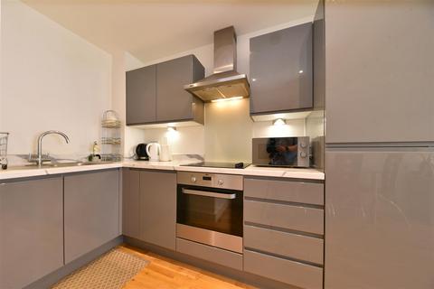 1 bedroom flat for sale, Boston House, Park Place, Stevenage