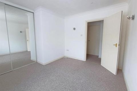 1 bedroom apartment for sale, Cavell Avenue, Peacehaven