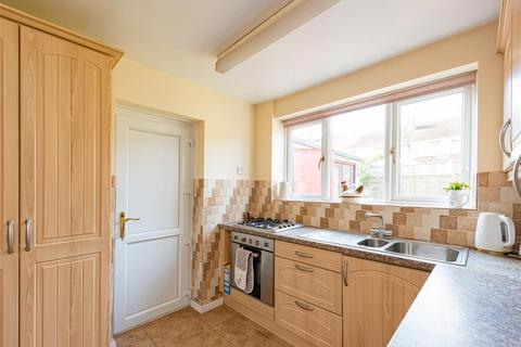 3 bedroom semi-detached house for sale, Calvin Close, Wombourne, Wolverhampton