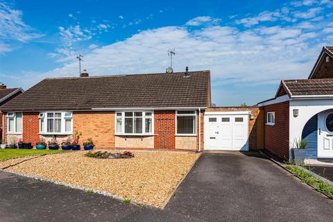 2 bedroom semi-detached bungalow for sale, 16 Blakeley Heath Drive, Wombourne, Wolverhampton