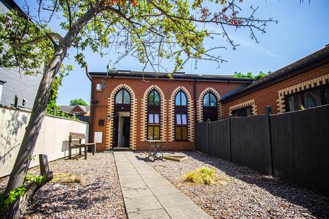 4 bedroom house for sale, 4-Bed Semi-Detached House for Sale on Brackenbury Road, Preston