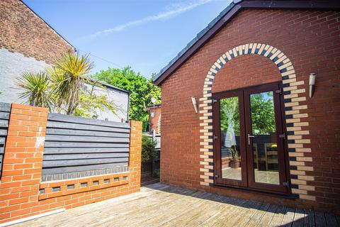undefined, 6-Bed Semi-Detached House for Sale on Brackenbury Road, Preston