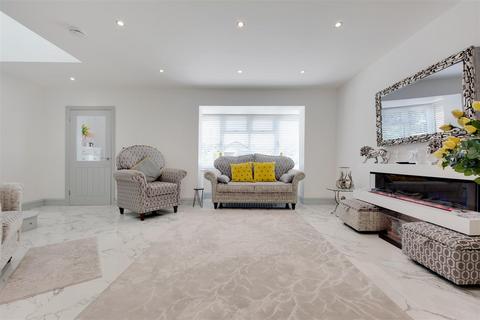 81a Main Road, St Lawrence, Southminster, CM0 7NA