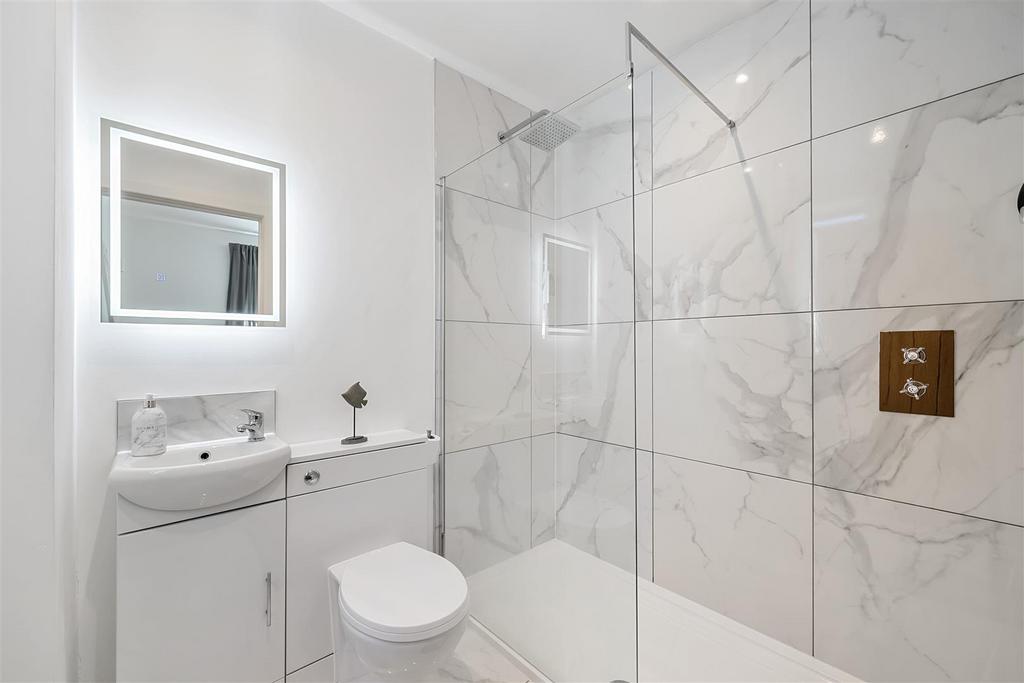 En-suite shower room