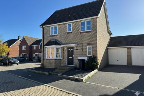 34 Anchorage View, St Lawrence, Southminster, CM0 7JH