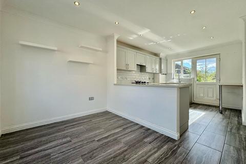 34 Anchorage View, St Lawrence, Southminster, CM0 7JH