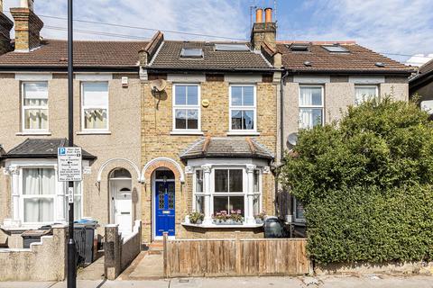 22 Benson Road, Croydon, CR0 4LQ