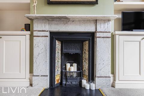 22 Benson Road, Croydon, CR0 4LQ