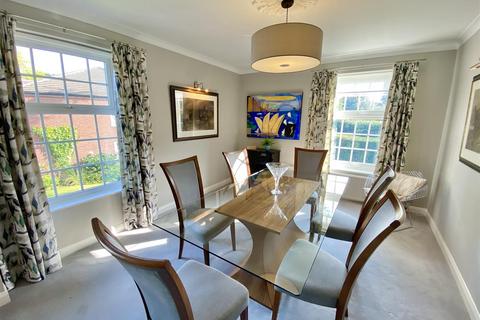 2 bedroom apartment for sale, Fulshaw Park, Wilmslow