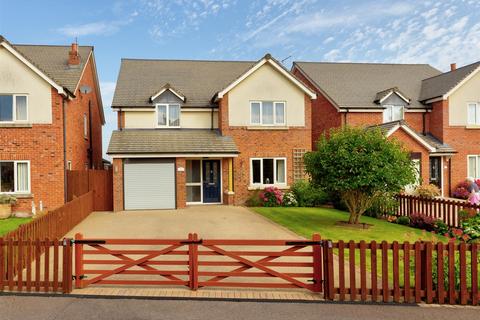 4 bedroom detached house for sale, Robins Grove, Welshampton.